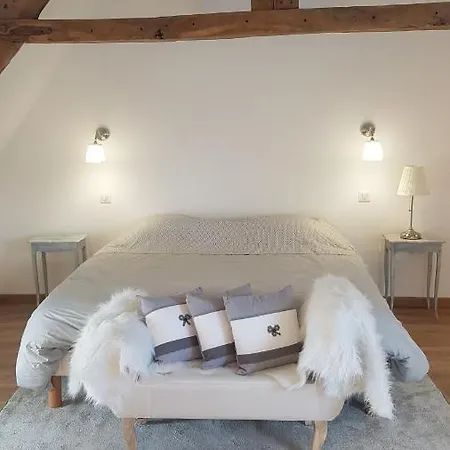 Couette-café Manoir De Pierreville