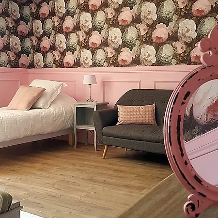 Manoir De Pierreville فندق مبيت وإفطار 3*