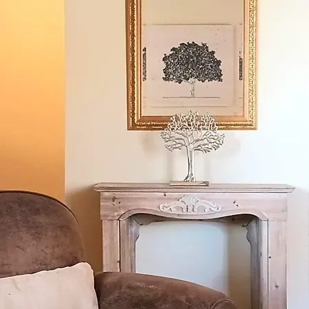 Manoir De Pierreville فندق مبيت وإفطار 3*