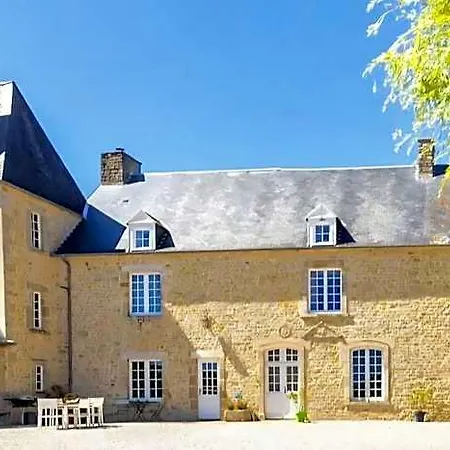 فندق مبيت وإفطار Manoir De Pierreville