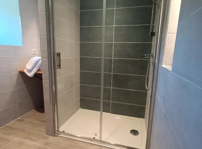 فندق مبيت وإفطار Manoir De Pierreville Audouville-la-Hubert