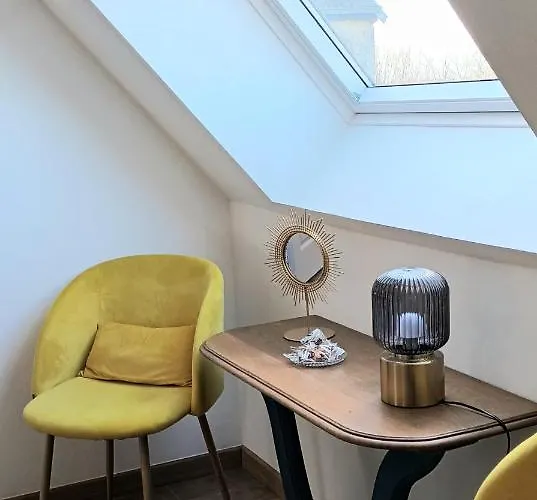 Bed & Breakfast Manoir De Pierreville 3*