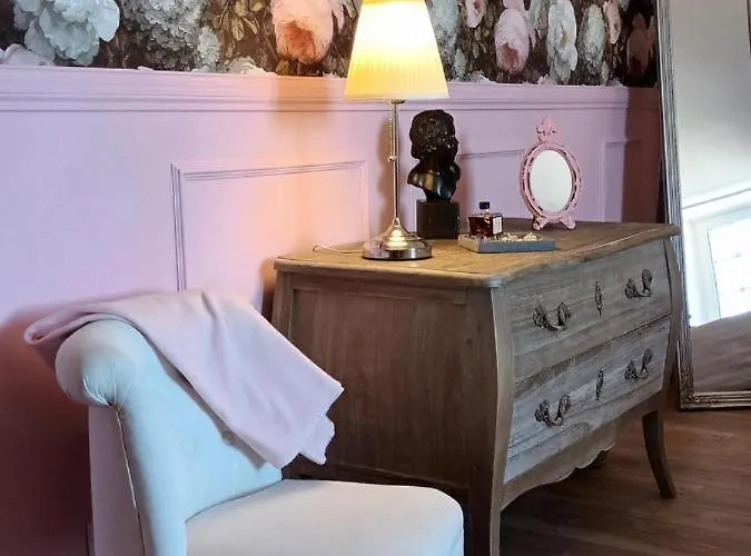 Manoir De Pierreville Bed & Breakfast Audouville-la-Hubert